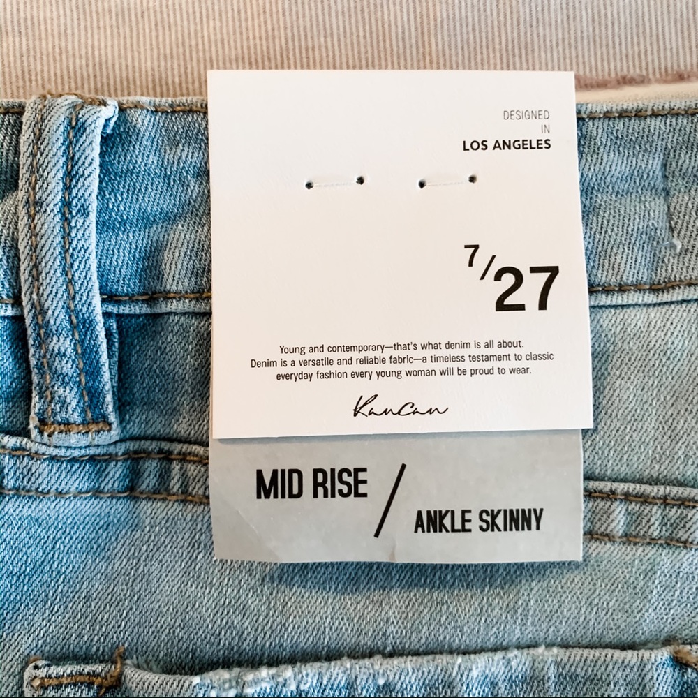 Mid Rise Jeans - Picture 3 of 5